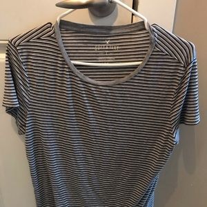 American Eagle T-shirt